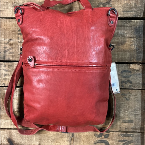 GRAPEFRUIT | Racing red | Aunts & Uncles - Picture 6 of 10